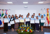 Entrega de títulos a alumnos de UNIB en Guatemala. 